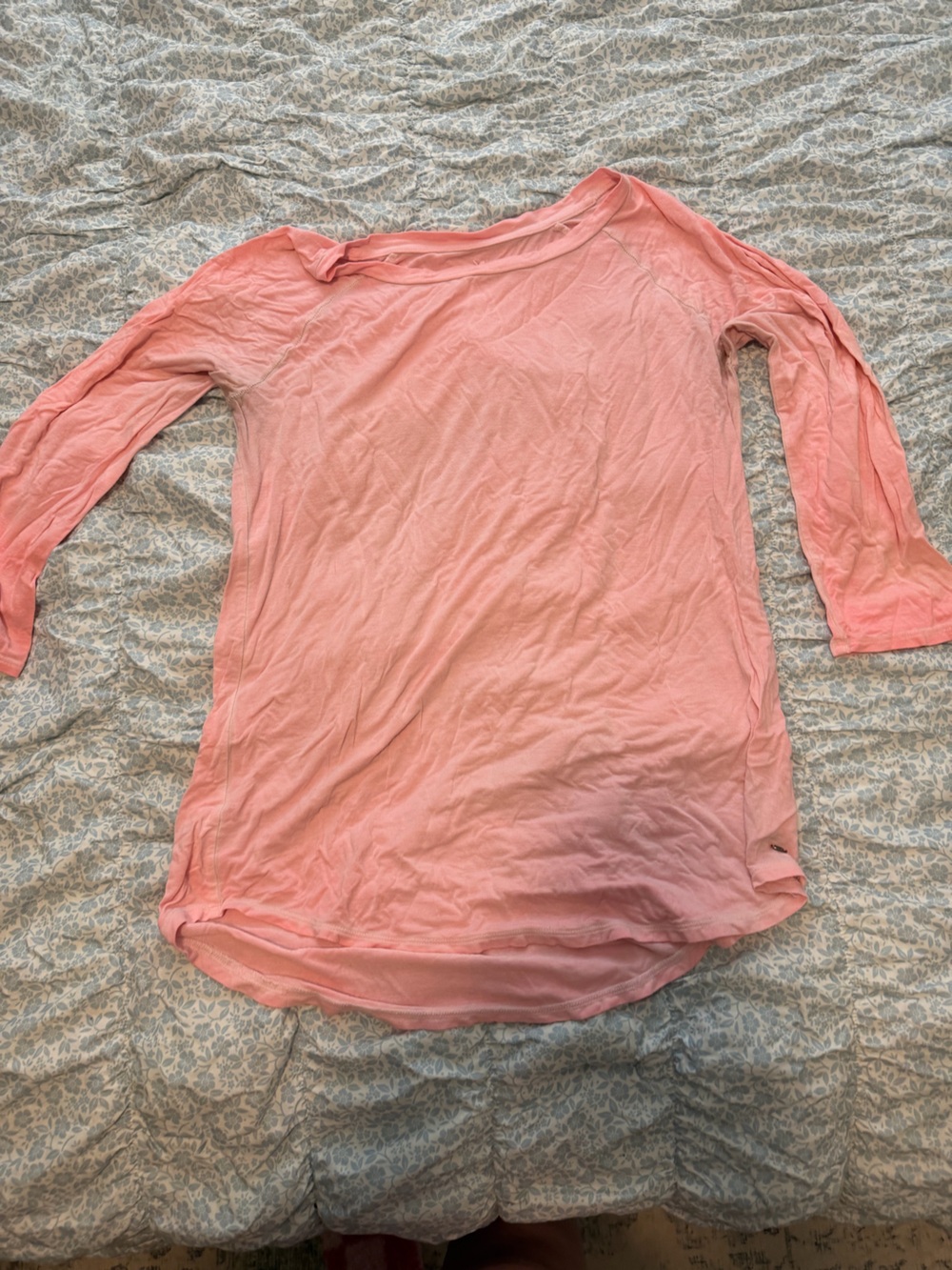 American Eagle Outfitters Light Pink Long-Sleeve